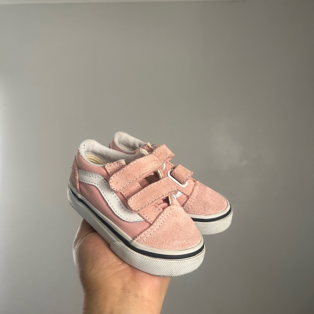 Vans Kids Light Pink Suede Sneakers